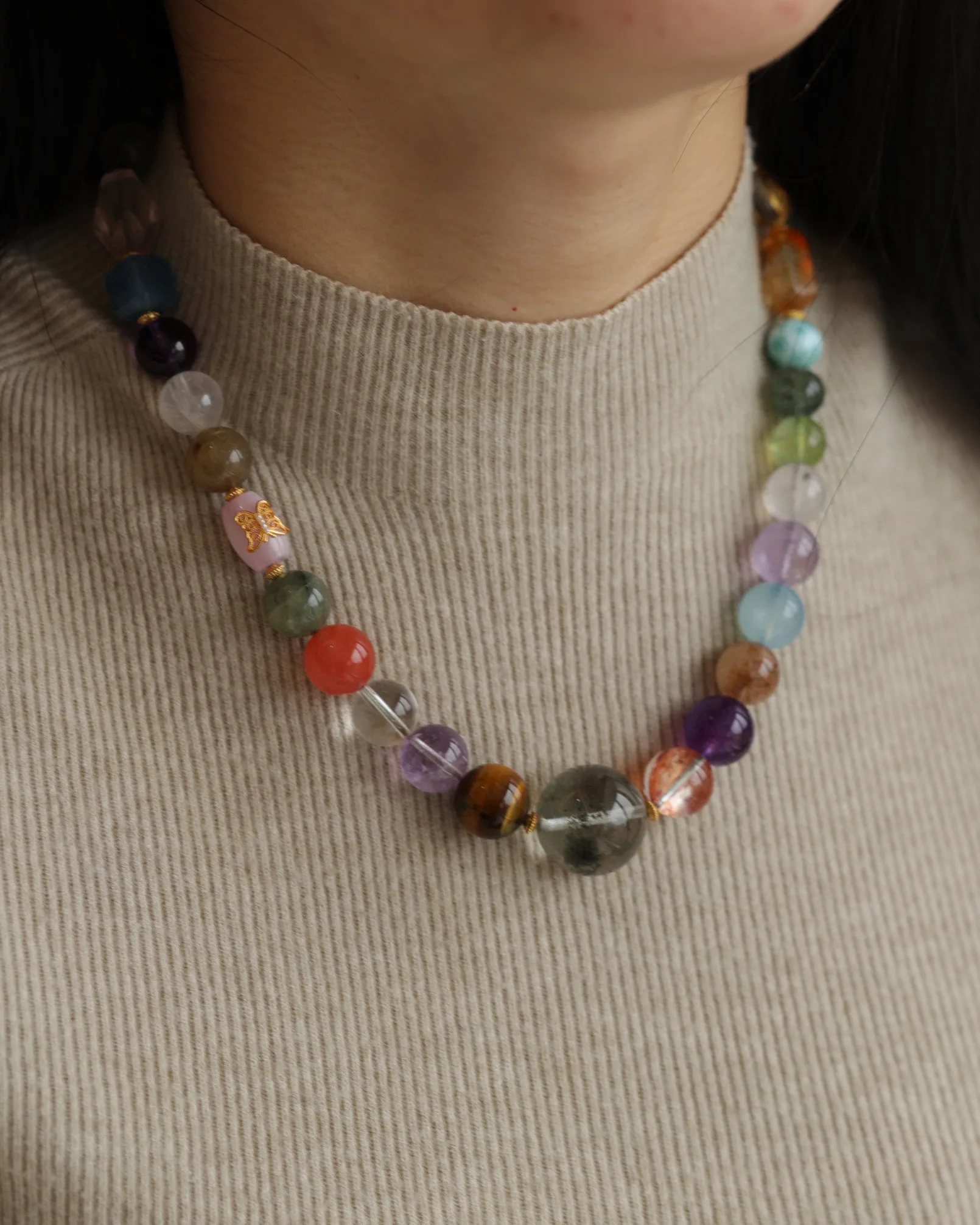 Natural Multi-Stone Crystal Necklace Women's Bohemian Mixed Gemstone Choker with Gold Plated Accents