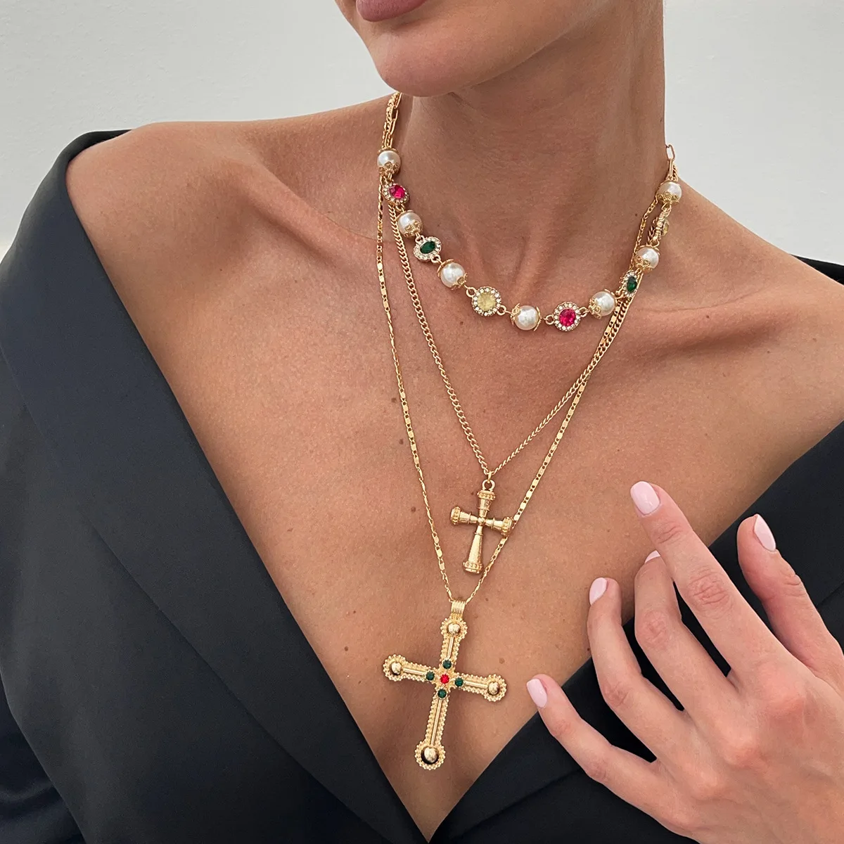 

Multilayer Rhinestone Heart Imitation Pearl Necklace Chain Gothic Cross Pendant Choker for Women Girls Jewelry Gift Accessories