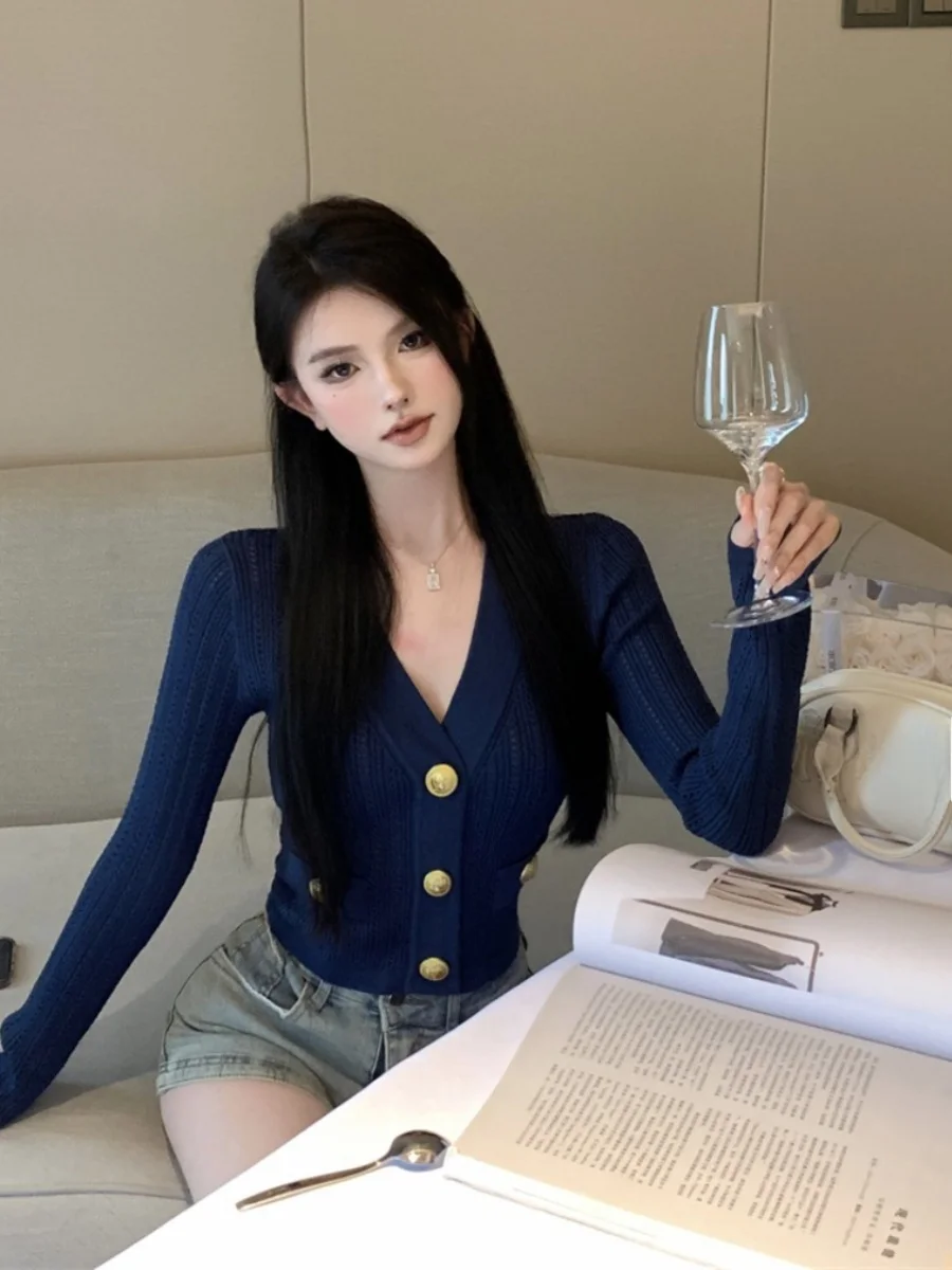 

M Mature Style Short Knit Sweater Women's Base Shirt Autumn 2023 Fashion Lady's Outfit V-neck Long Sleeve Regular Length