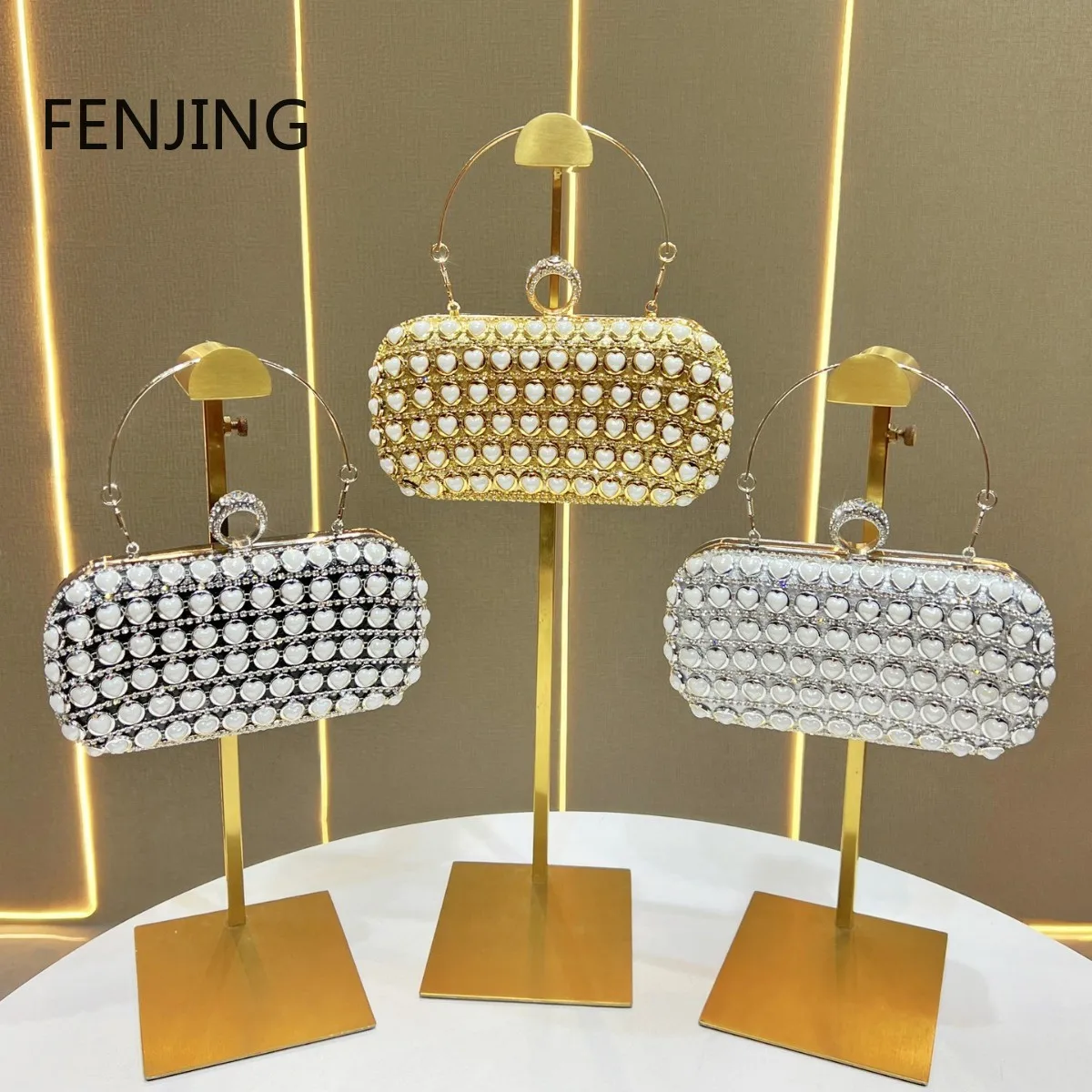 Women Luxury Rhinestone Heart Decor Clutch Bag Elegant Finger Ring Handle Evening Bag Wedding Party Shoulder Crossbody Handbag view 6