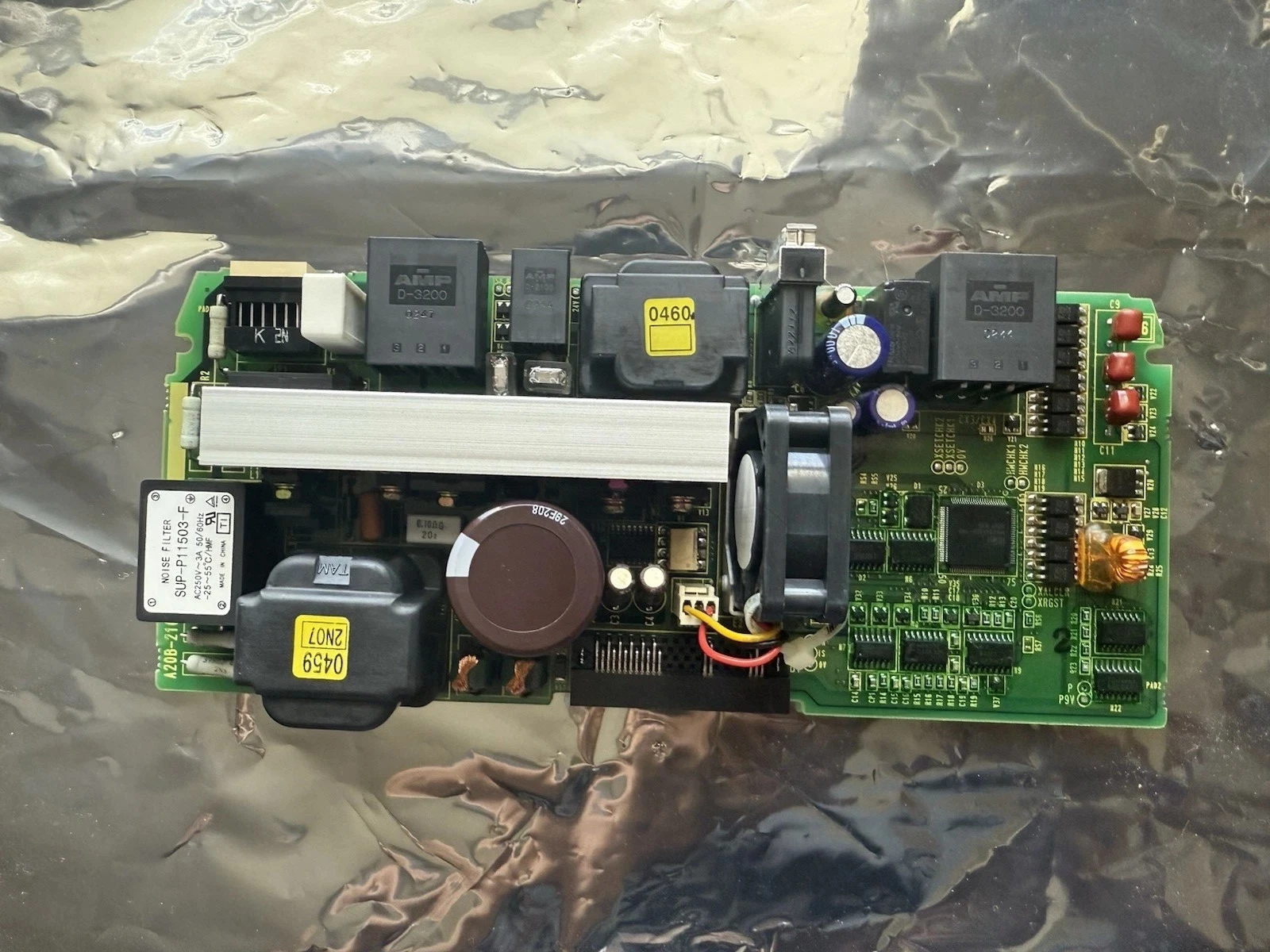 

Б/у A20B-2100-0761 для платы управления FANUC A20B-2100-0761