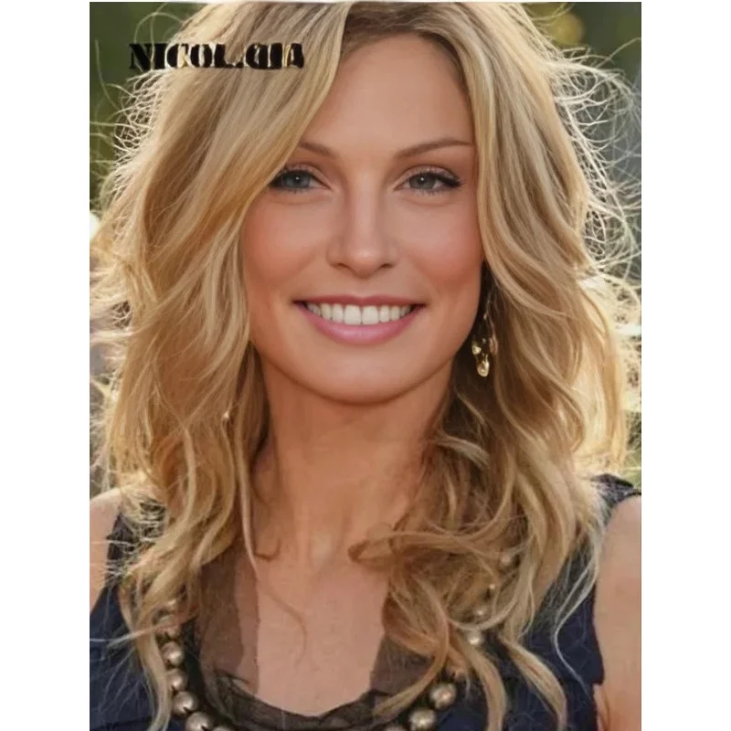 Real Hair New Fashion Gorgeous Long Natural Golden Brown Wigs 20 In