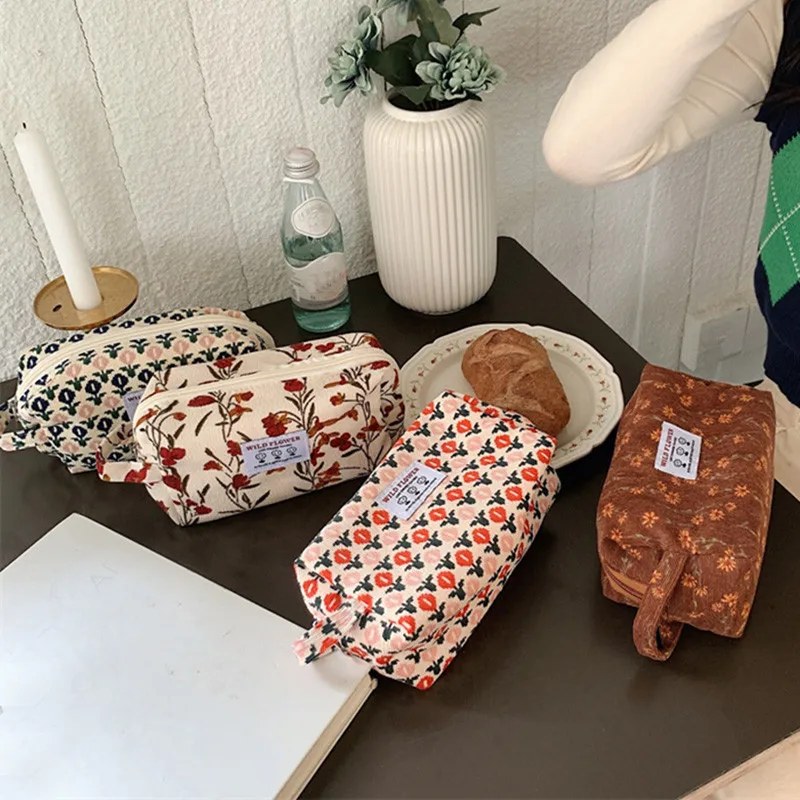 Women Corduroy Plaid Flowers Cosmetic Lipsticks Bag Korean Pencil Case Travel Makeup Brushes Bag Neceser Organizer Bag Pouch