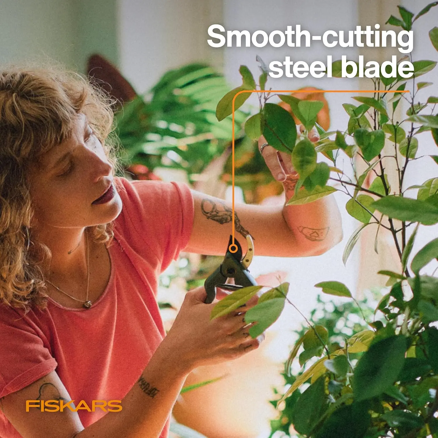 Podadora de plantas Fiskars Sculptor con diseño de derivación de precisión, mango ergonómico, revestimiento de hoja de baja fricción, cuidado de plantas de interior