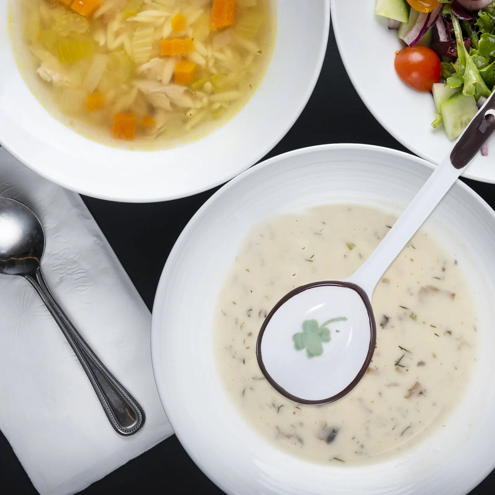 Juego de 4 Cucharas de Sopa de Cerámica Premium con Mango Largo, Diseño Delicado y Simple para Wonton, Ramen, Pho, Udon, Sopas y Condimentos