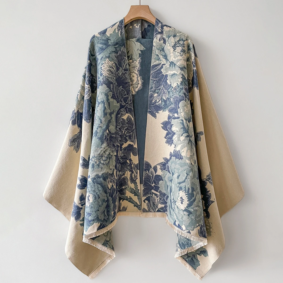 Women's Imitation Cashmere Warm Shawl Ethnic Style Cloak Fashionable Scarves Floral Print Coldproof and Windproof Scraf