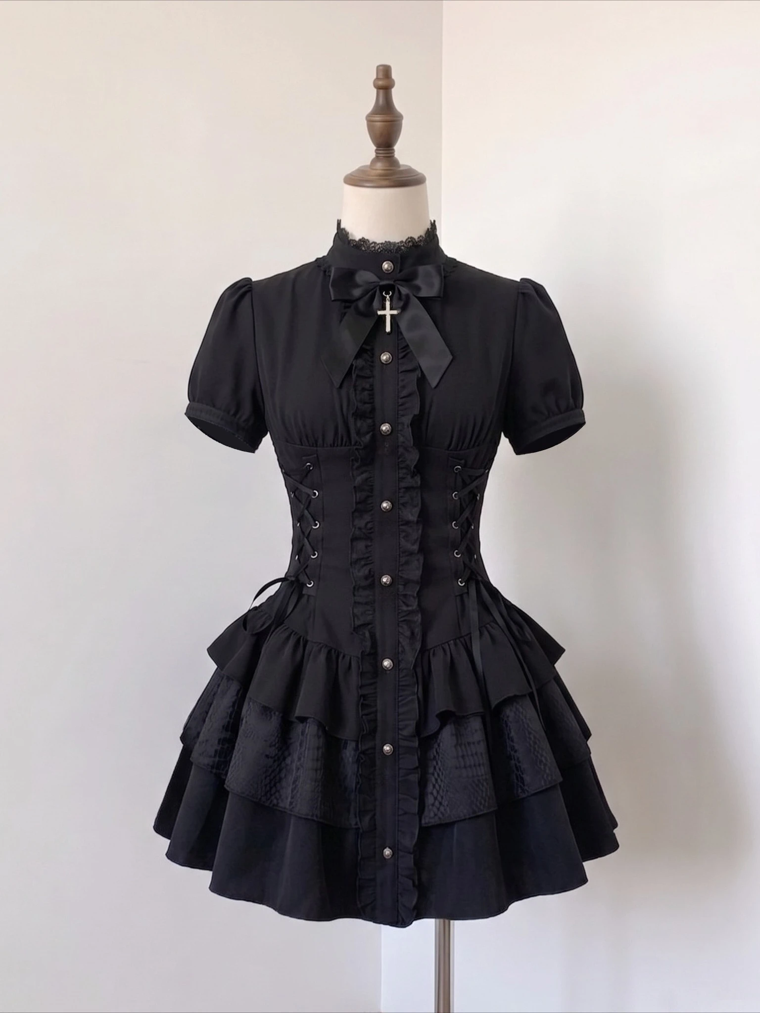 7815 Black