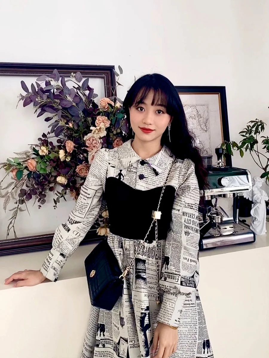 

We Original Retro Bla White Newspaper Print Midi Dr Turn-down Collar Knot Pleated Design Sensation Midi Skirt