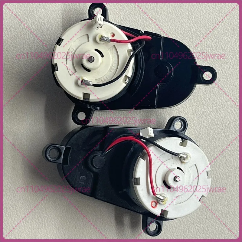 

Б/у мотор боковой щетки для Ecovacs beebot DH35/DH39/DH36/DH45/U2/CEN/DF/DO37