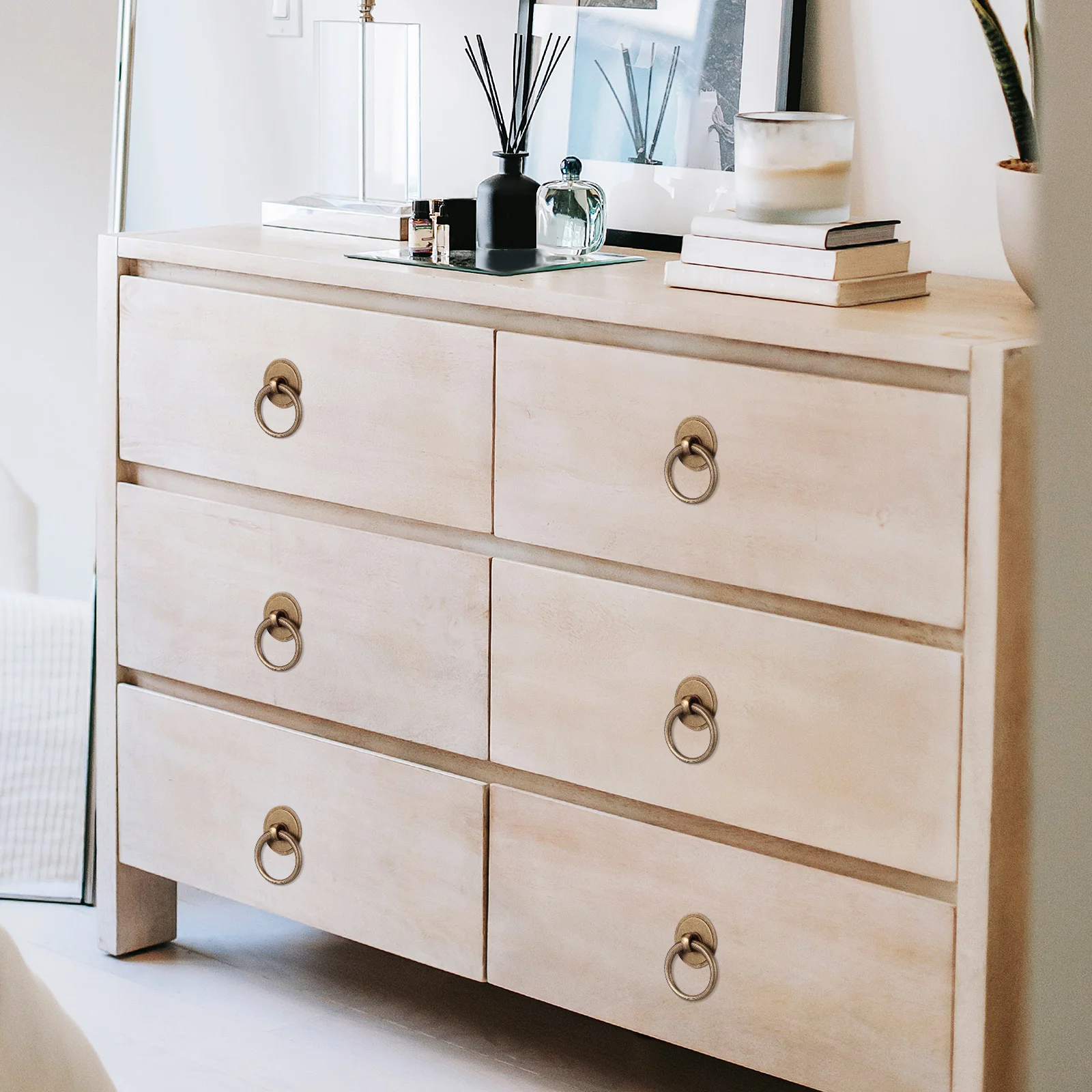 

4Pcs Brass Drawer Pulls Elegant Vintage Design Cabinet Handles Dresser Knobs Wardrobe Door Pulls Smooth Touch Drawer Pull