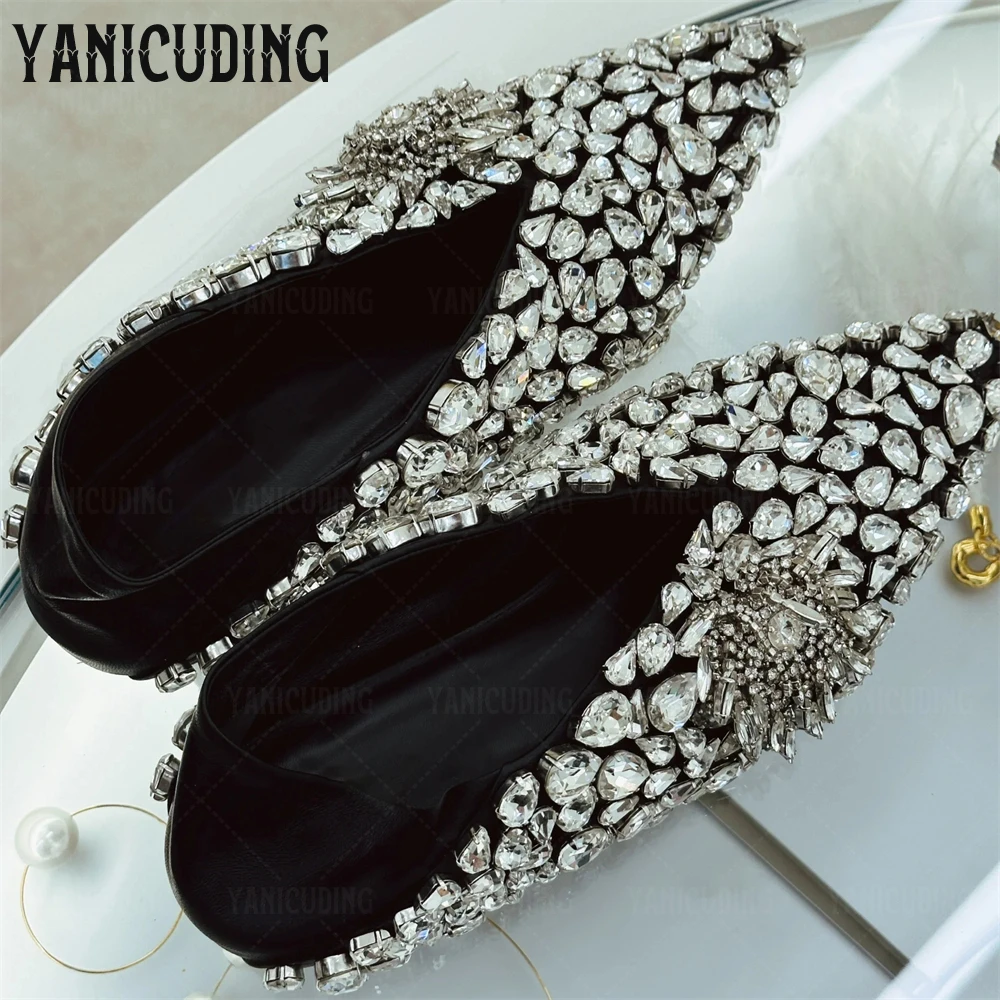 Strass-Quasten-Flats, schwarzes Leder, spitze Zehenschuhe, Luxus-Schuhe im Designer-Stil, zum Hineinschlüpfen, glänzende Flats aus weichem Leder für Damen