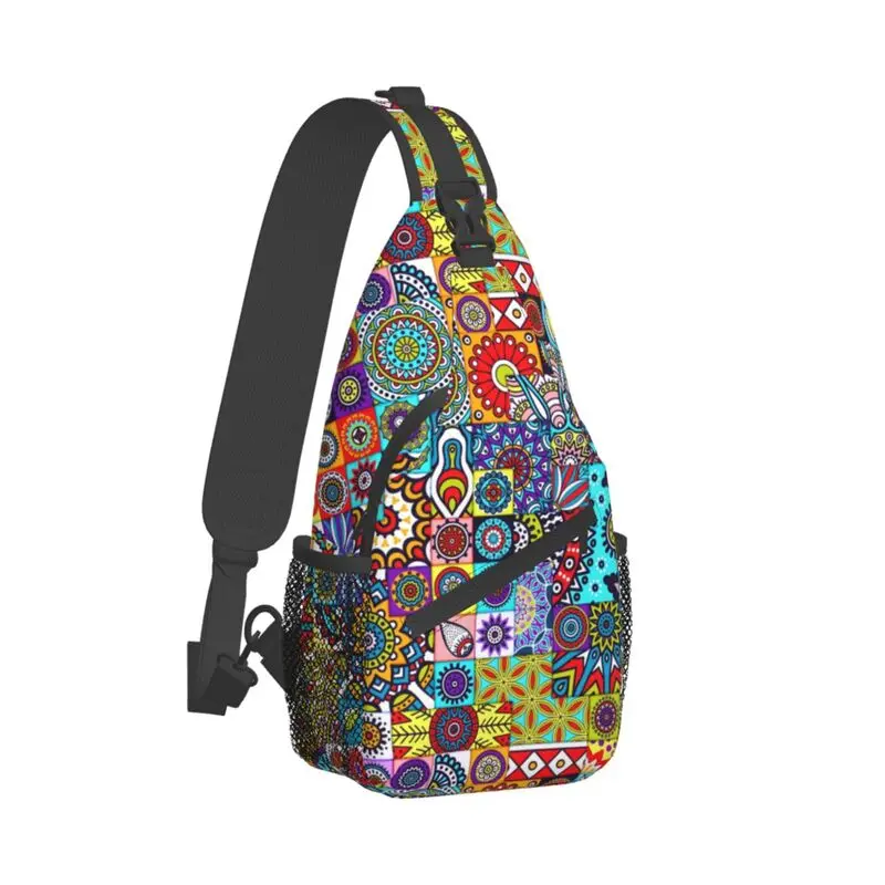 Saco de peito de estilinete floral geométrico, estilinete étnico africano, padrões de Ancara, mochila de ombro crossbody para homens, mochila itinerante