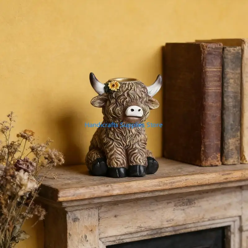 R1WA High Land Cow Statue Holders Resin Scottish Calf Gnomes Figurine Candlestick