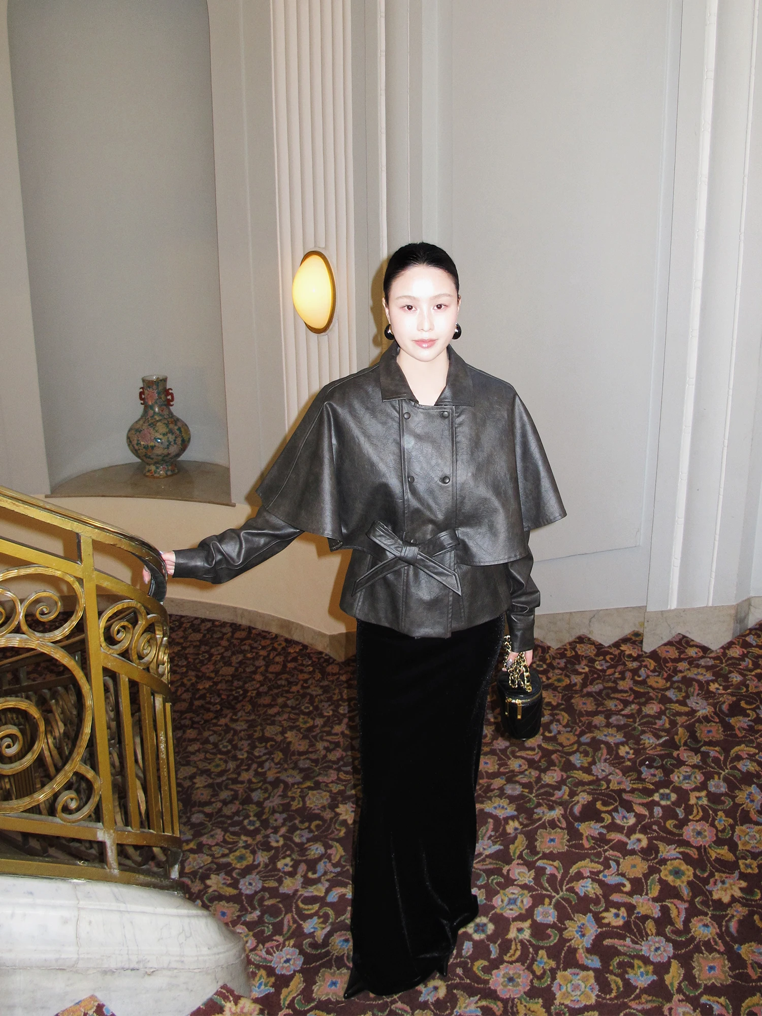 

Кожаная куртка Weinisian Miss Zhu's Special Court Cuirass, женская, новая коллекция 2026, с хлопковой подкладкой, длинными рукавами, из искусственной кожи (ПУ)