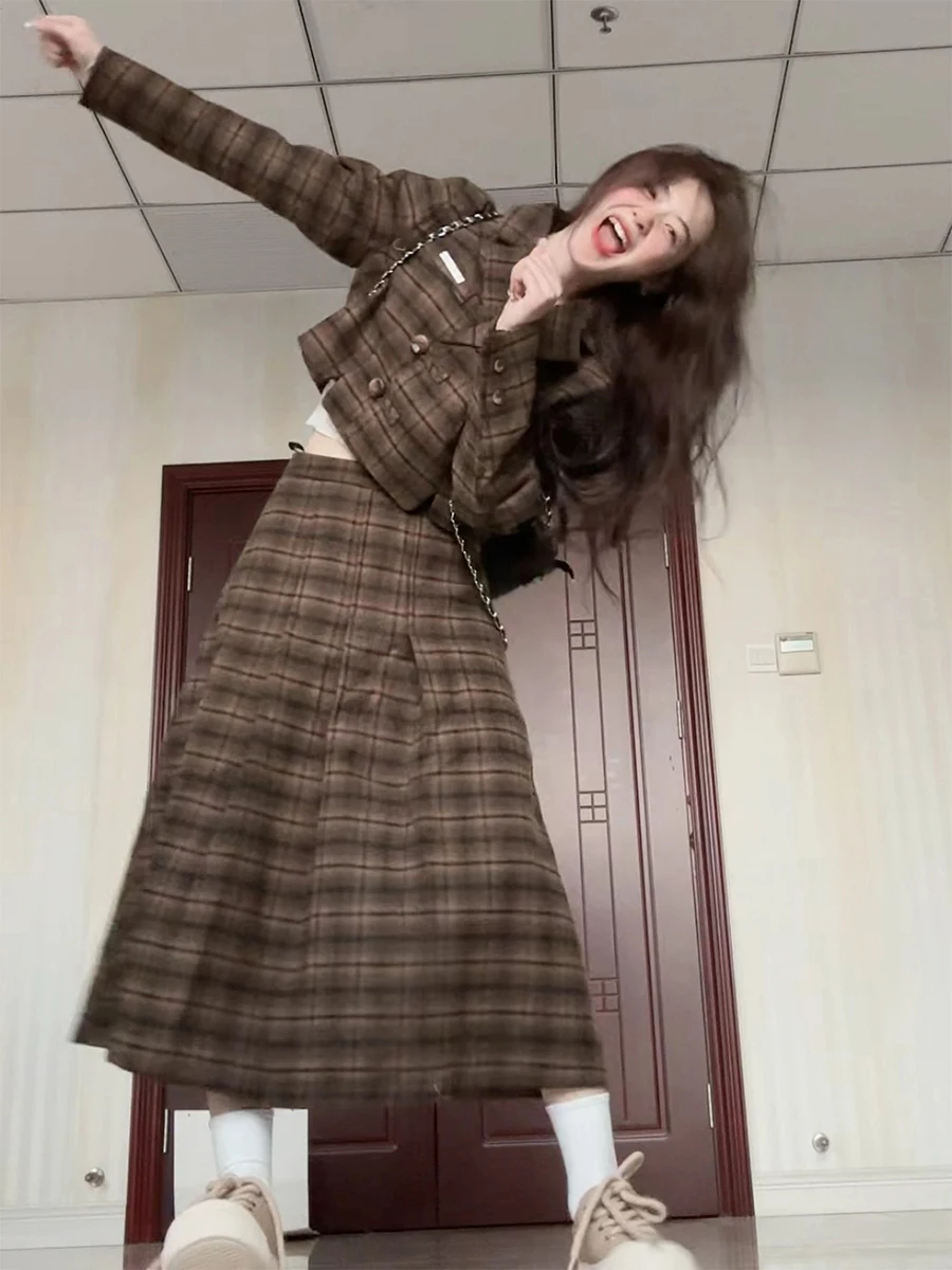 

Retro Plaid Woolen Suit Jacket And High Waist Skirt Set Short Style Autumn Winter New Arrival Women's Fashion Ensemble