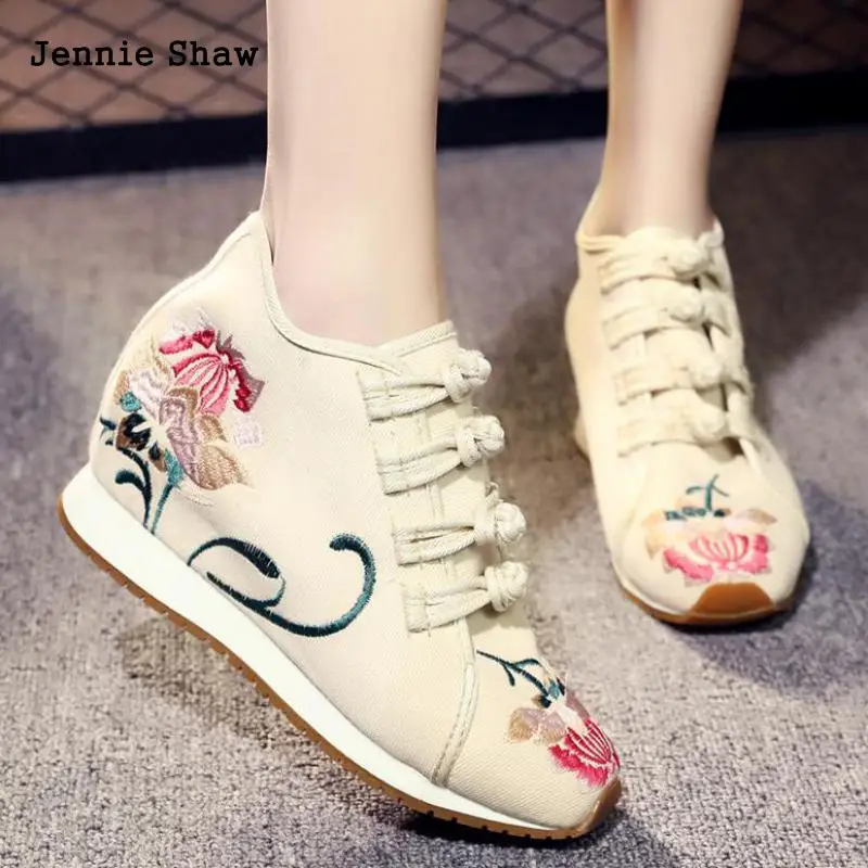 Chinese Old Beijing Cloth Shoes Ethnic Hanfu Shoes Increased Embroidered Women Canvas Lace Up Denim Women Shoes