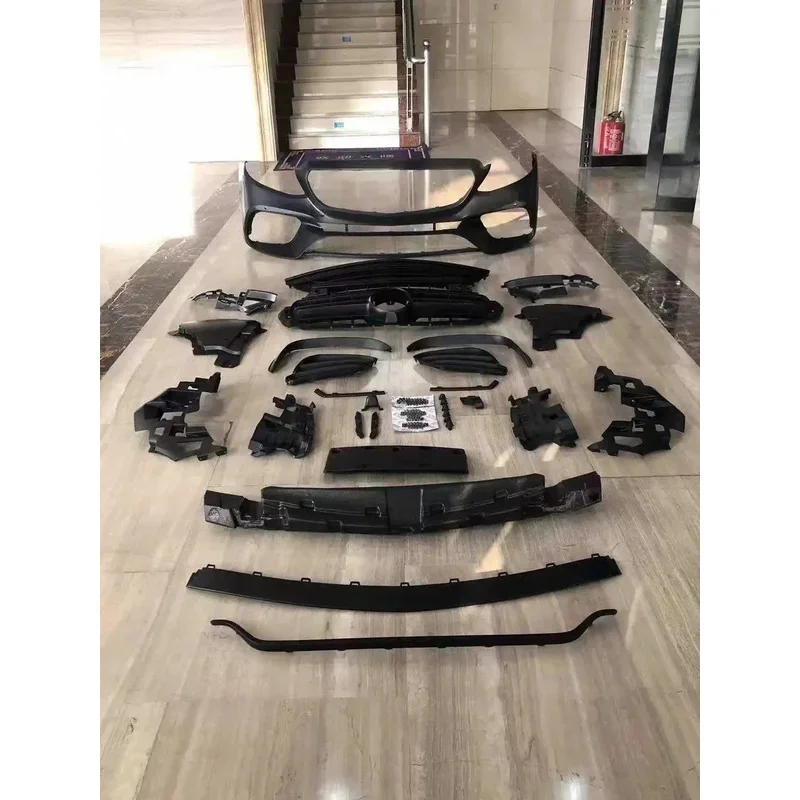 Eクラス W213 2016-2020年式前期型を21+E63スタイルにアップグレードするコンバージョンボディキット