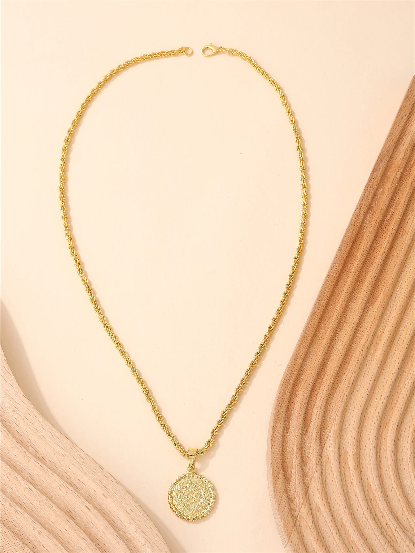 สร้อยคอทอง 18K ชุบทอง ดีไซน์เก - Coin Necklace Delicate บทวิจารณ์และราคา