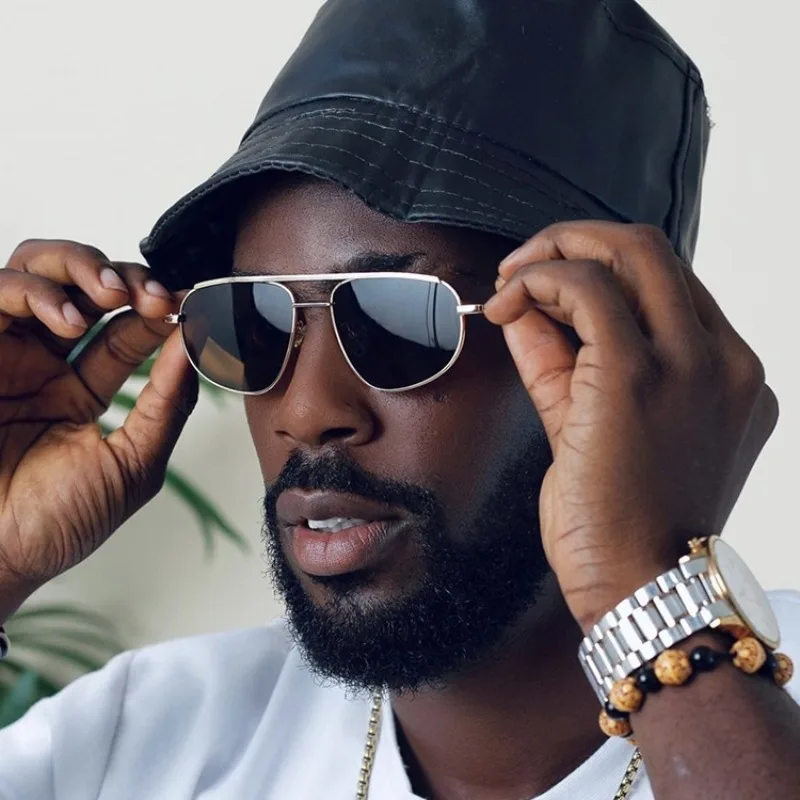 جديد صغير البيضاوي خمر النظارات الشمسية النساء الرجال العلامة التجارية Steampunk إطار معدني النظارات الشمسية الرجال النظارات الرجعية UV400 النظارات