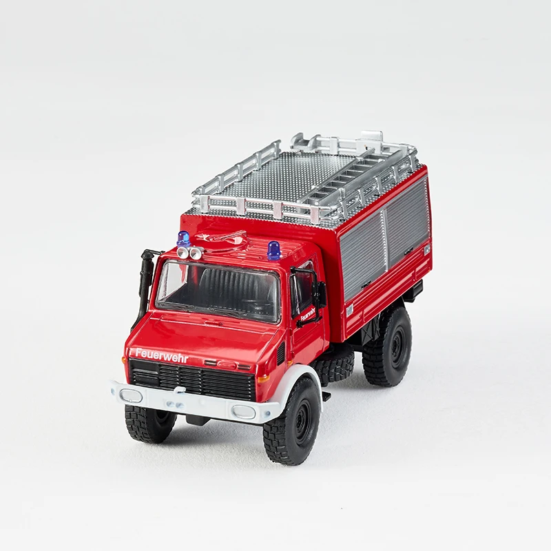 MASSDI 1:64 Unimog U1300L Van/ambulancia Civil de agua/oto todoterreno/motor de fuego coche en miniatura de aleación colección de niños exhibición de regalo de recuerdo