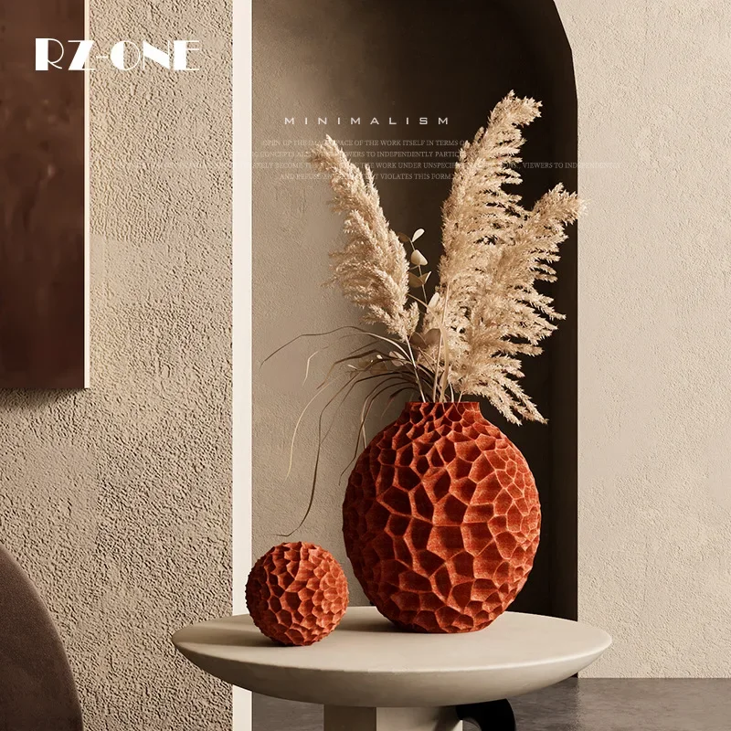 New Craftsman No. 13 Retro Caramel Color Resin Hand-painted Art Quiet Style Homestay Soft Decoration Antique Honeycomb Vase