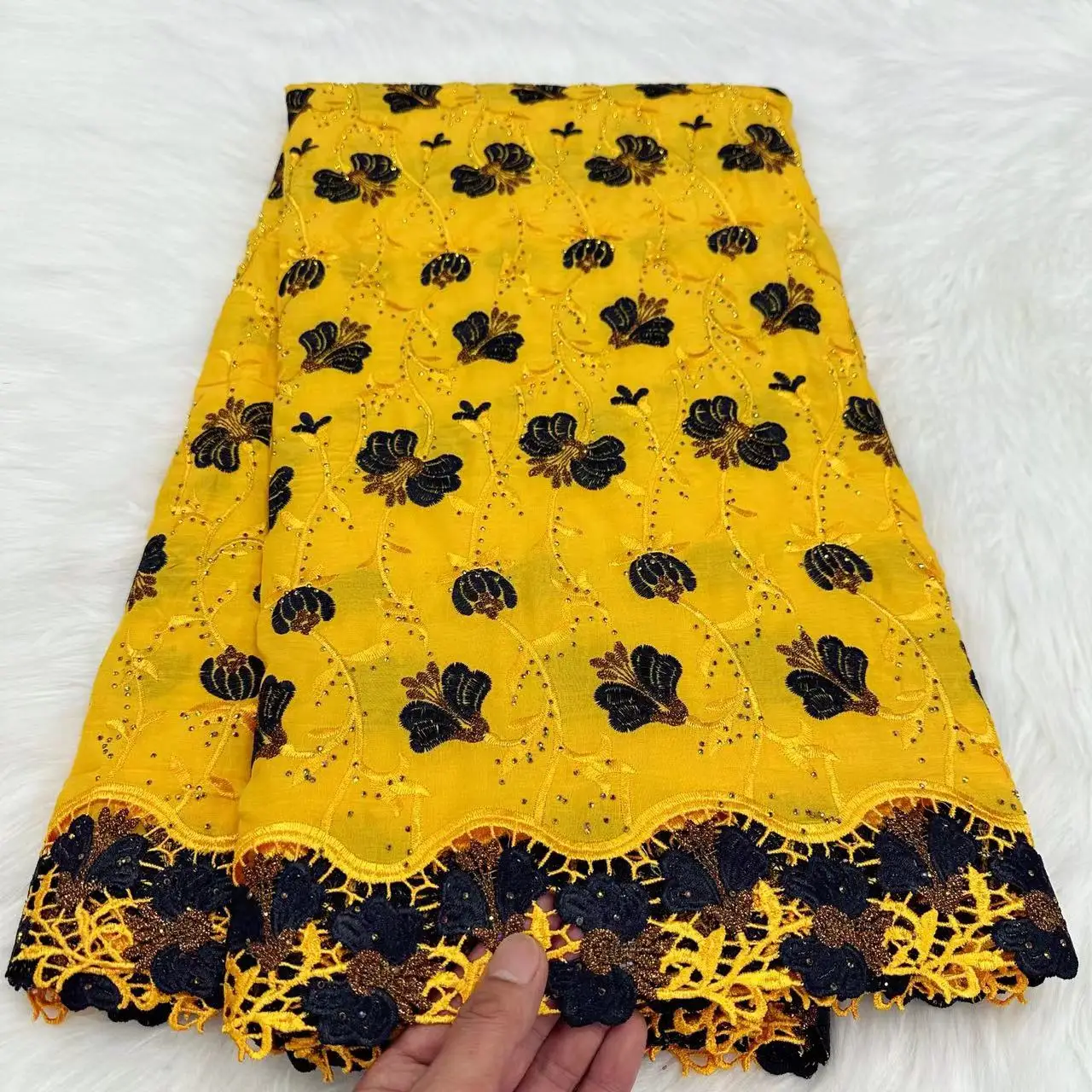 

Yellow Swiss Cotton Lace Fabric Soft 2024 High Quality 5 Yards Nigerian French Luxury Dresses for Women Wedding Party Dress Sew