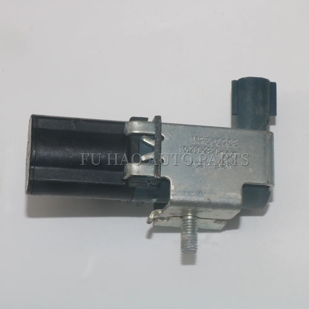 

MR560908 136200-2820 Vapor Canister Purge Valve for Mitsubishi Montero 3.8L 2003-2006