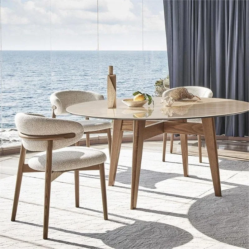 FINE LIFE Sedia da pranzo in legno massello Poltrona con schienale di design Luce di lusso moderna e minimalista Log Coffee Shop Sedia per il tempo libero per la casa