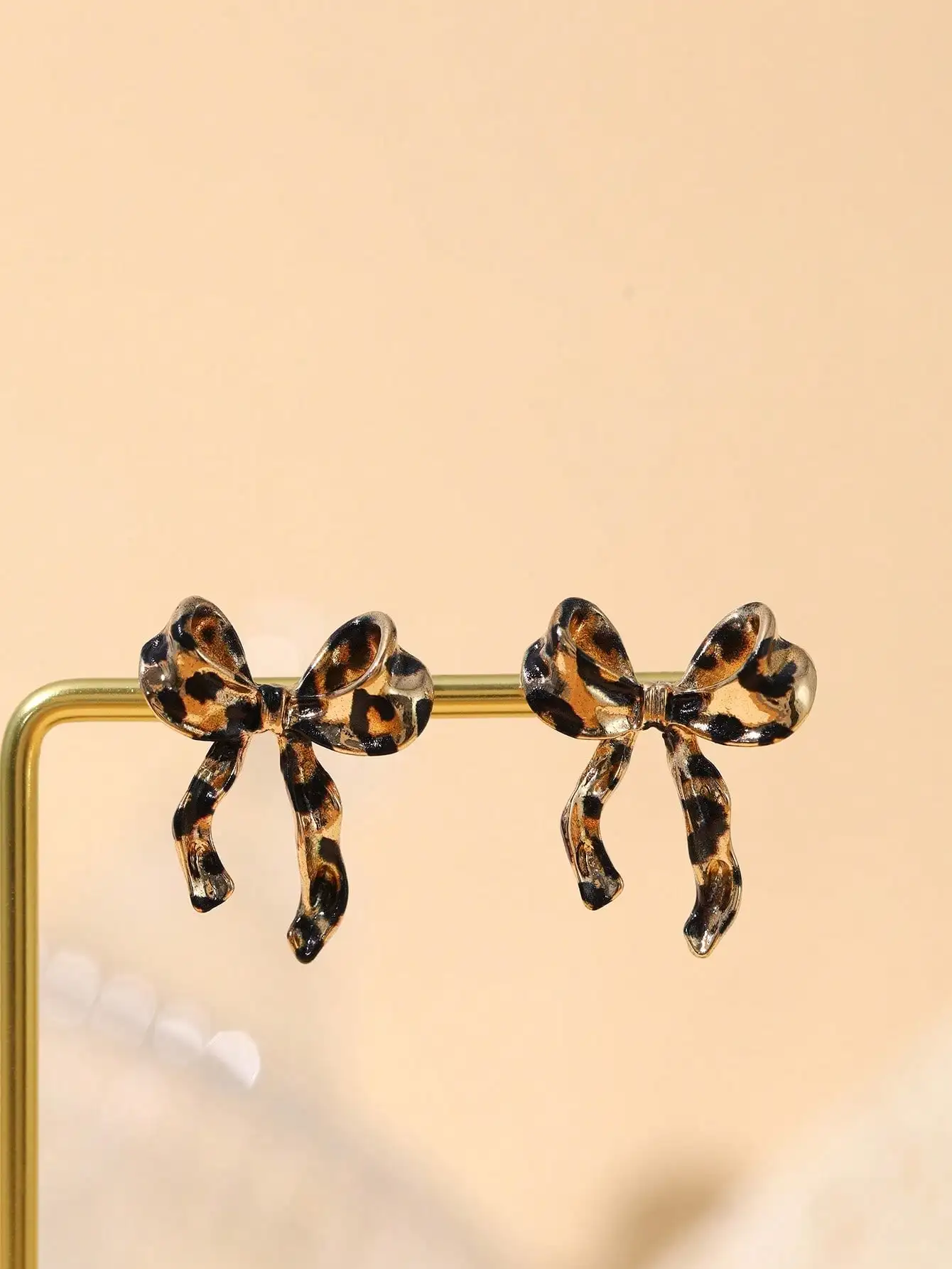 

Leopard Print Bow Stud Earrings for Party, Vacation & Casual Wear