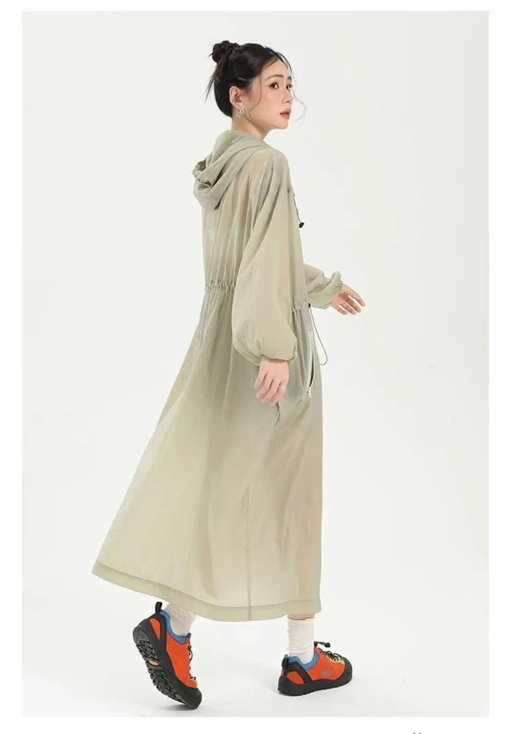 Summer New Loose Women's Casual Lightweight Breathable Hooded Windbreaker Outerwear Fashionable Over-Knee Length Coat