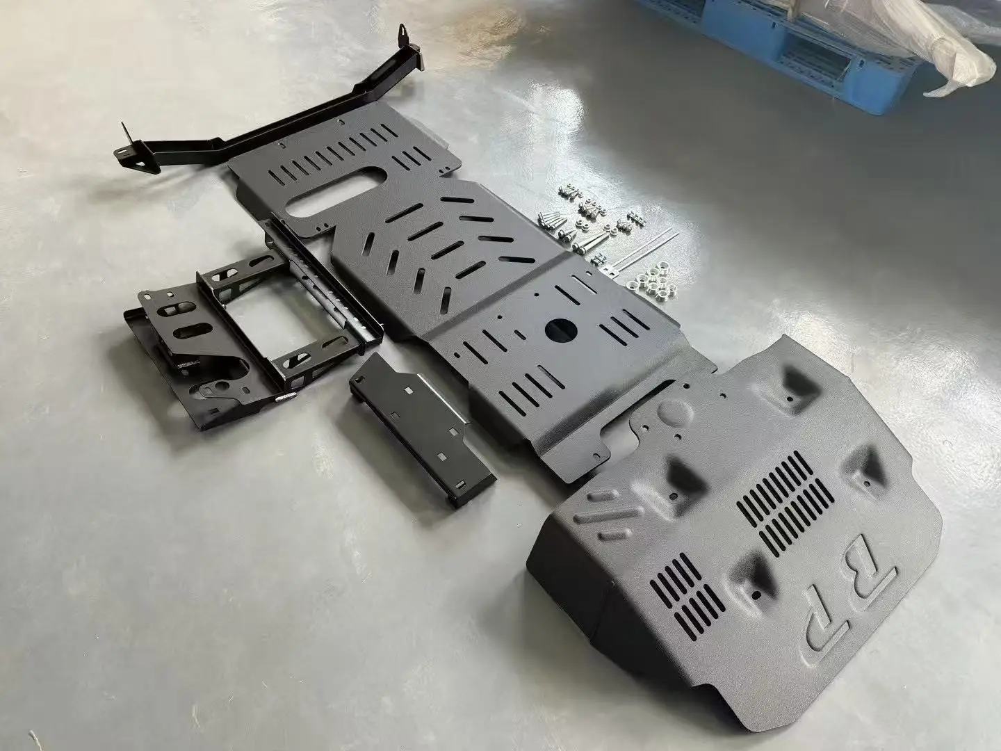 LC120/150/FJ/4 عداء هيكل عالي التحمل للطرق الوعرة