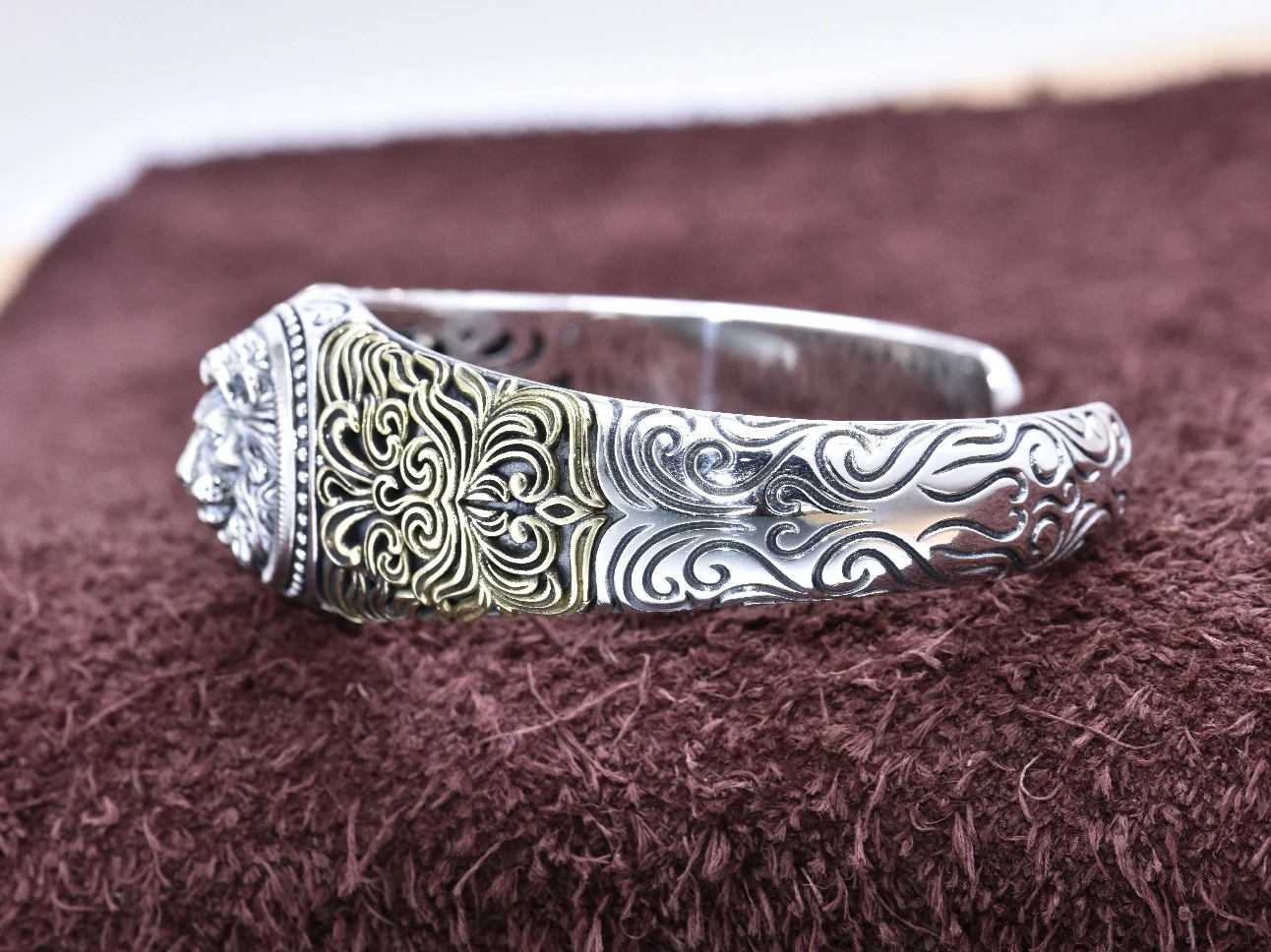 S925 pure silver bracelet with male dominance, personality, fashion, lion head, open mouth bracelet, bracelet