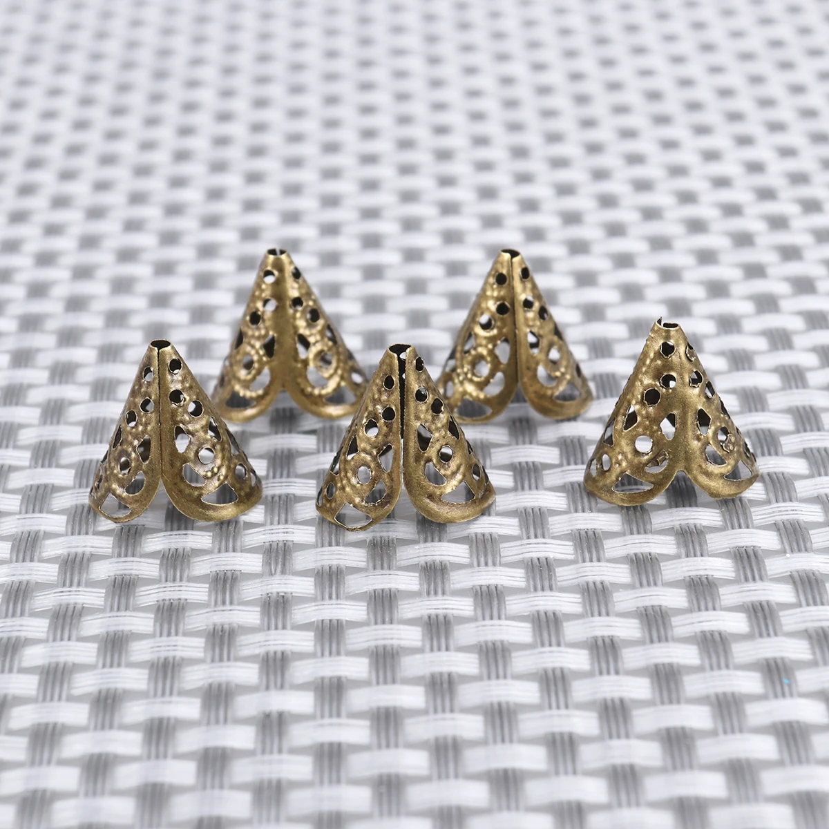 

50 Pcs Umbrella Flower Hat Metal Bead Caps Filigree Cones Hollowed Design for Jewelry Making Bracelets Earrings Gifts