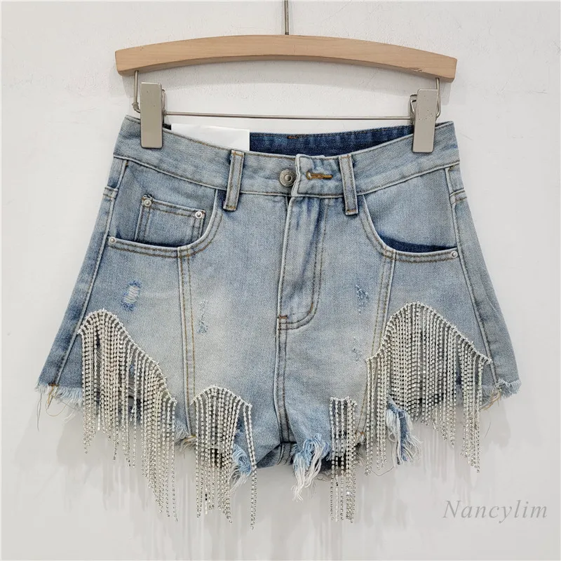 Tassel Chain Denim Shorts Women's Summer 2024 New High Waist Slimming Sexy Heavy Industry Beads Trendy Hot Pants