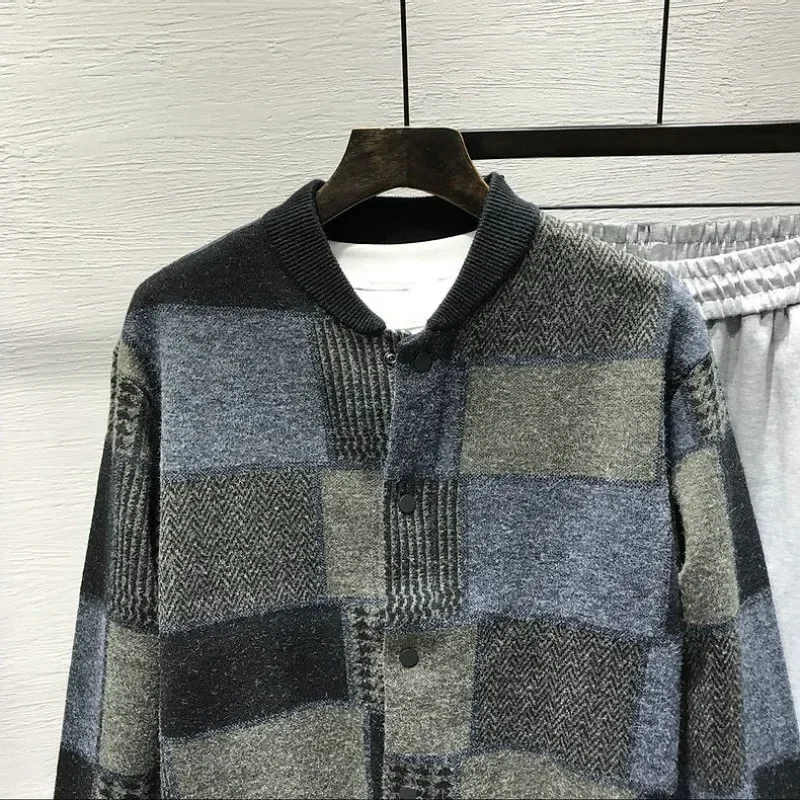 Man Clothes Collared Plaid Coat Knitted Sweaters for Men Jacket Cardigan Thick Winter S Japanese Harajuku Fashion Over Fit Knit