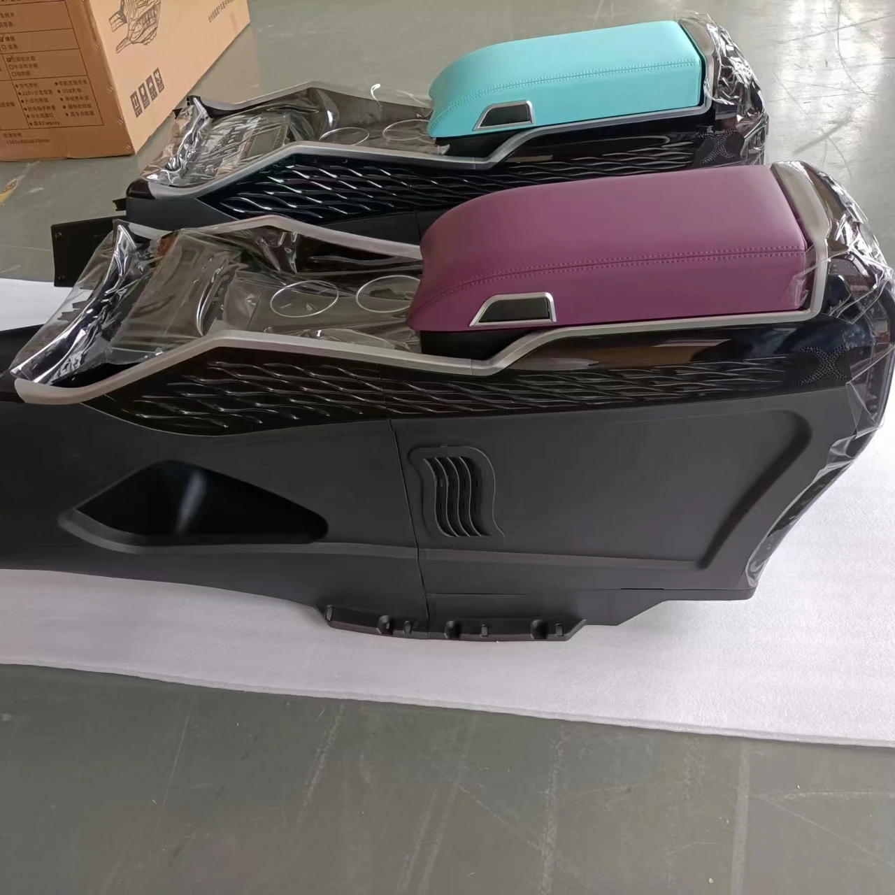

Luxury Car Interior Accessories Modified Car Center Console Armrest with Refrigerator