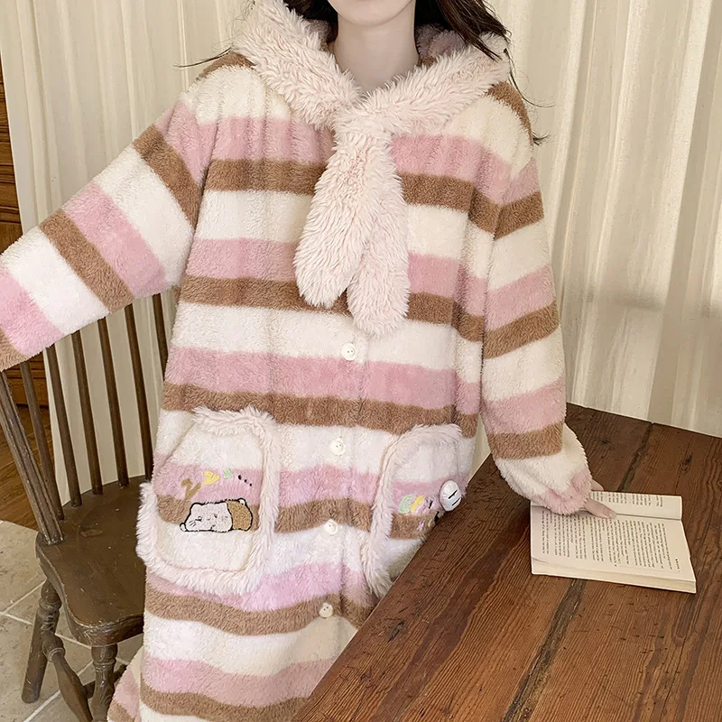 

Female Robe Coral Fleece Pajamas Homewear Women's Hoodies Keep Warm Autumn Winter Sleepwear Loungewear Comfortable Nightgown