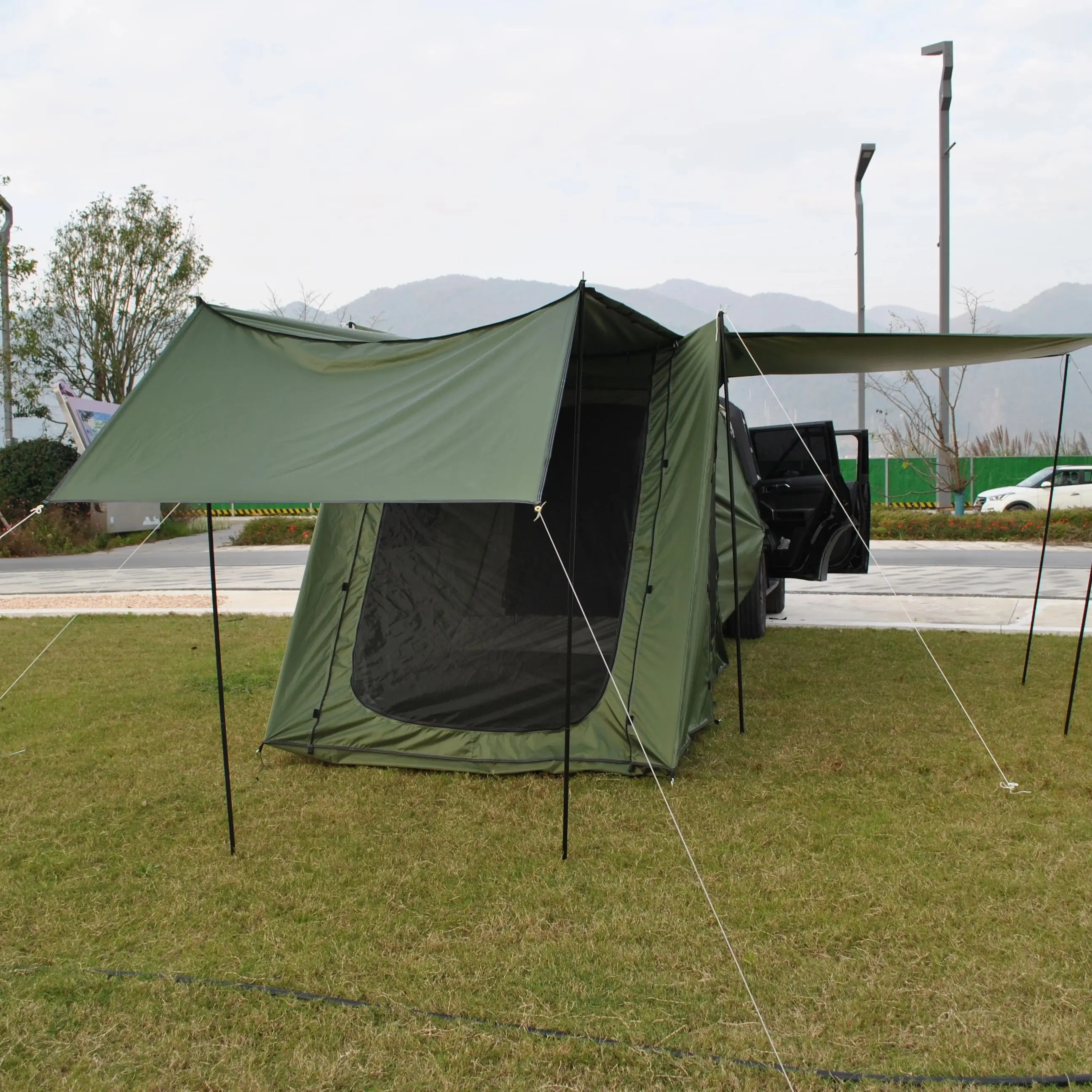 Hatchback Tents For Camping,6 Person SUV Tent with Large Mesh Window,Includes Rainfly and Storage Bag, Tent Size 300*200*210cm