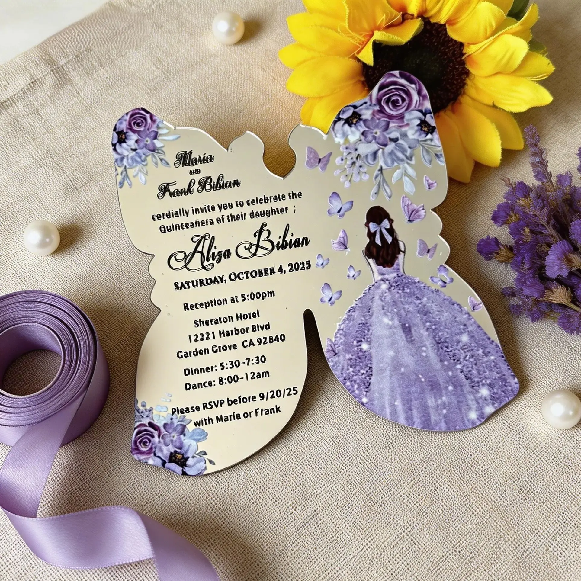 

10Pcs Butterfly Acrylic Quinceanera Invitations,Custom Birthday Invite Cards,Thank You wiht Keychain Souvenirs Favor Gift Decor