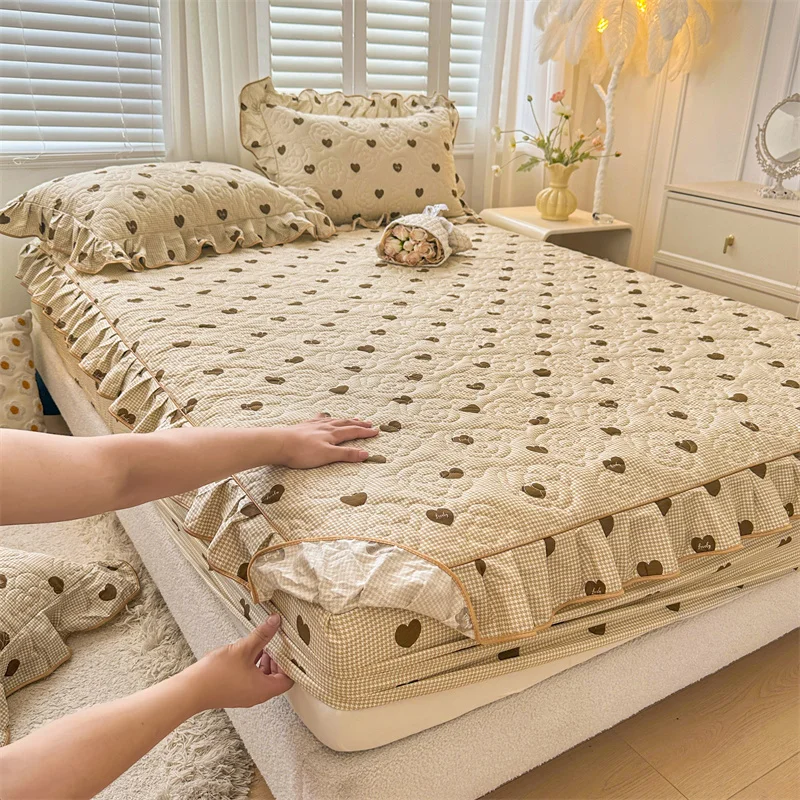 Skin-friendly Bedspread Simple Style Bed Cover Pure Cotton Mattress Protector Elastic Bed Linen cubre colchón (No Pillowcase)