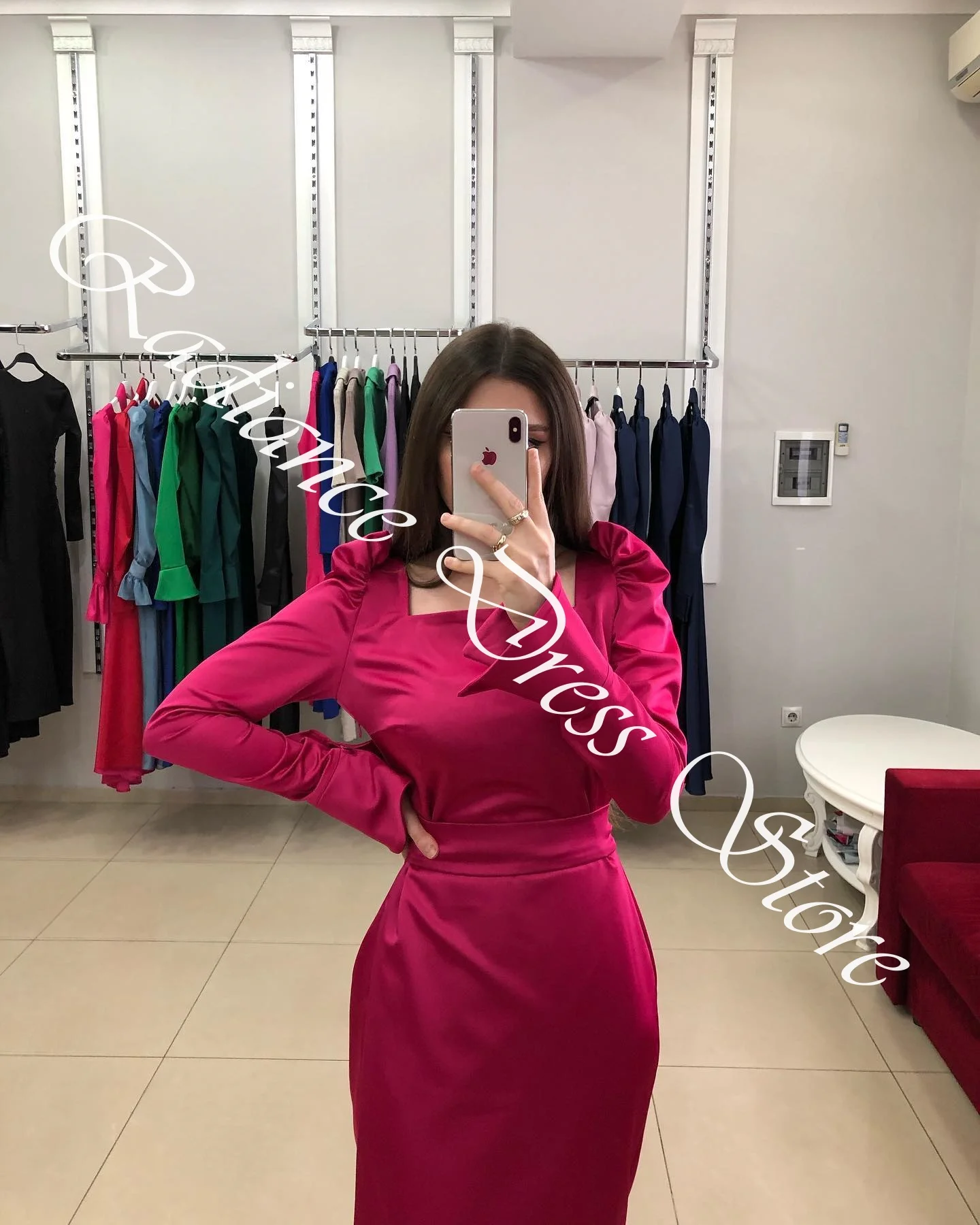 Abiti da sera dritti in jersey di moda personalizzati Colletto quadrato Maniche lunghe Abiti da occasione su misura Abiti da festa scintillanti