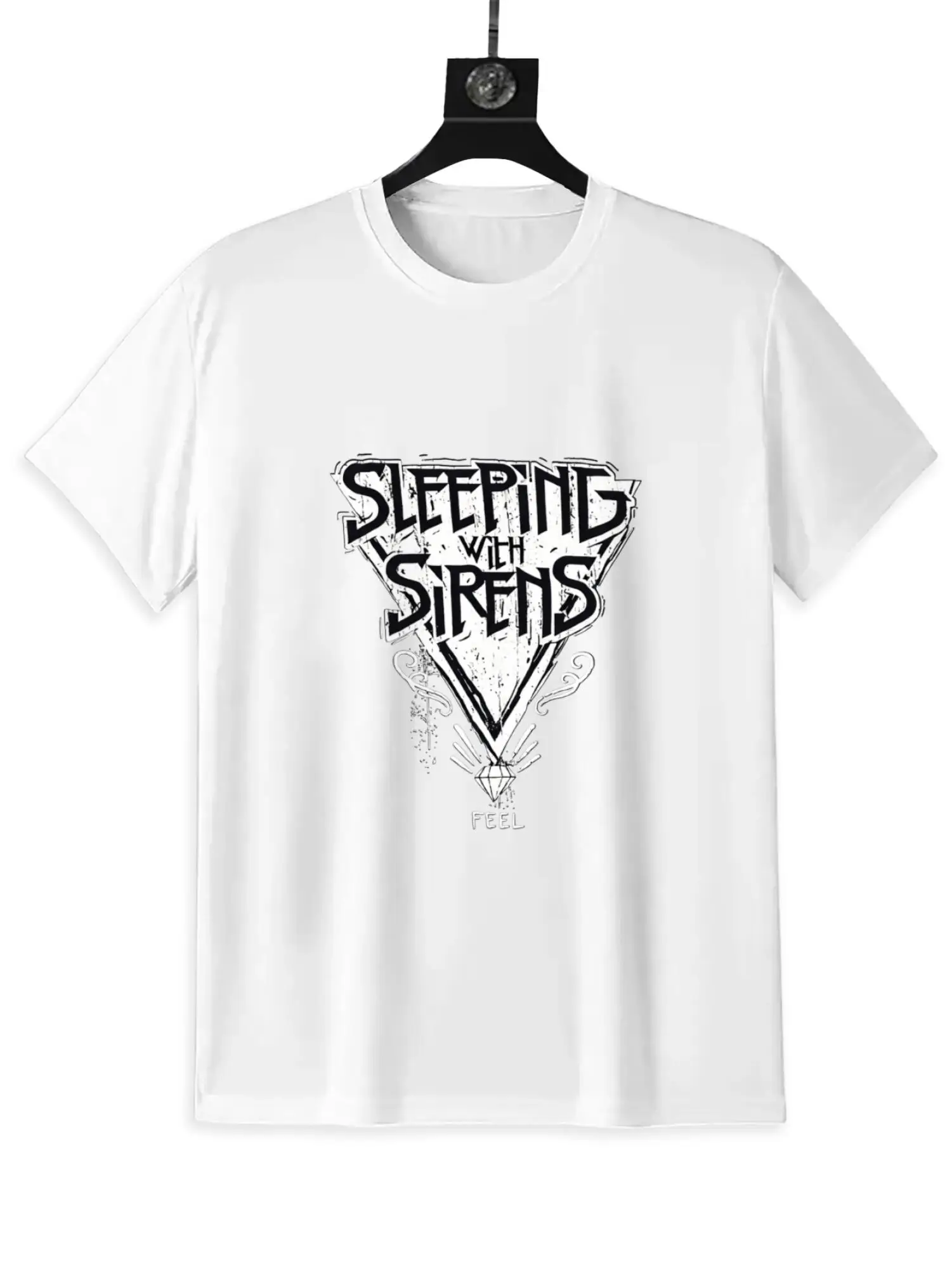 قميص نوم عتيق مع قميص صفارات الإنذار