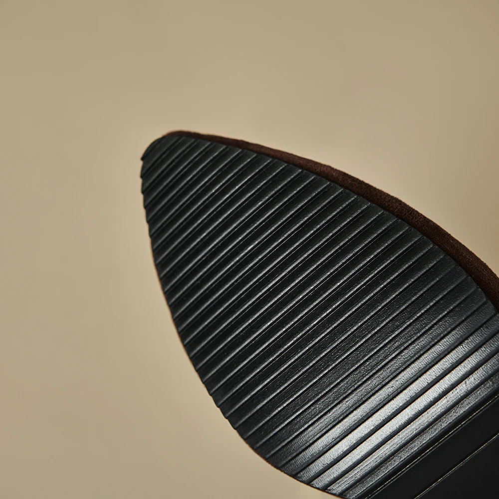 حذاء نسائي شتوي جديد أنيق باللون الأسود والبني لعام 2025 حذاء نسائي بكعب عالي وكعب ستيليتو بالإضافة إلى حجم كبير صغير 10 32 43 45 48 #4