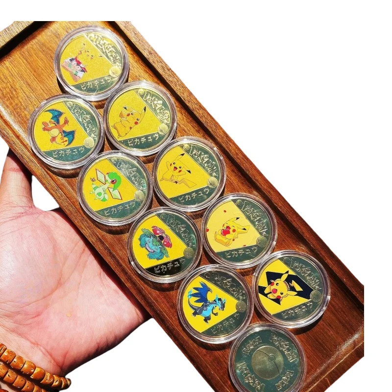 Pokemon Pikachu monedas coleccionables monedas conmemorativas dibujos animados moneda de Metal de color dorado Kawaii regalos de cumpleaños para niños Juguetes