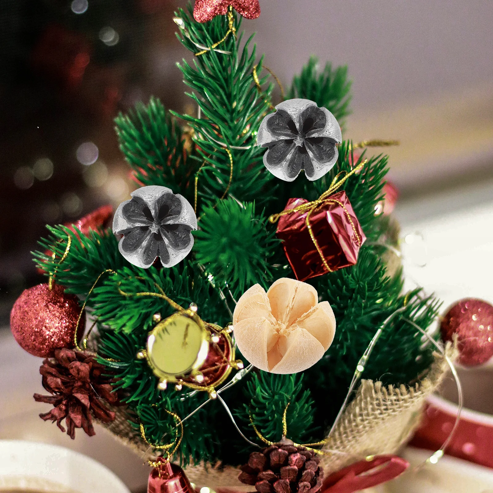 35Pcs Dried Eucalyptus Fruit Natural Ornament for DIY Xmas Tree Pendants Wreath Materials Photography Props Holiday Decor