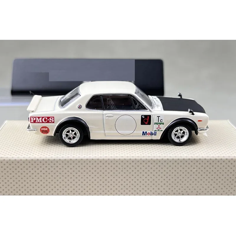 Tarmac Works 1/64 NISSAN SKYLINE HT 2000GT-R لعبة معدنيّة لسيارة دييكاست نموذج معدني هدايا