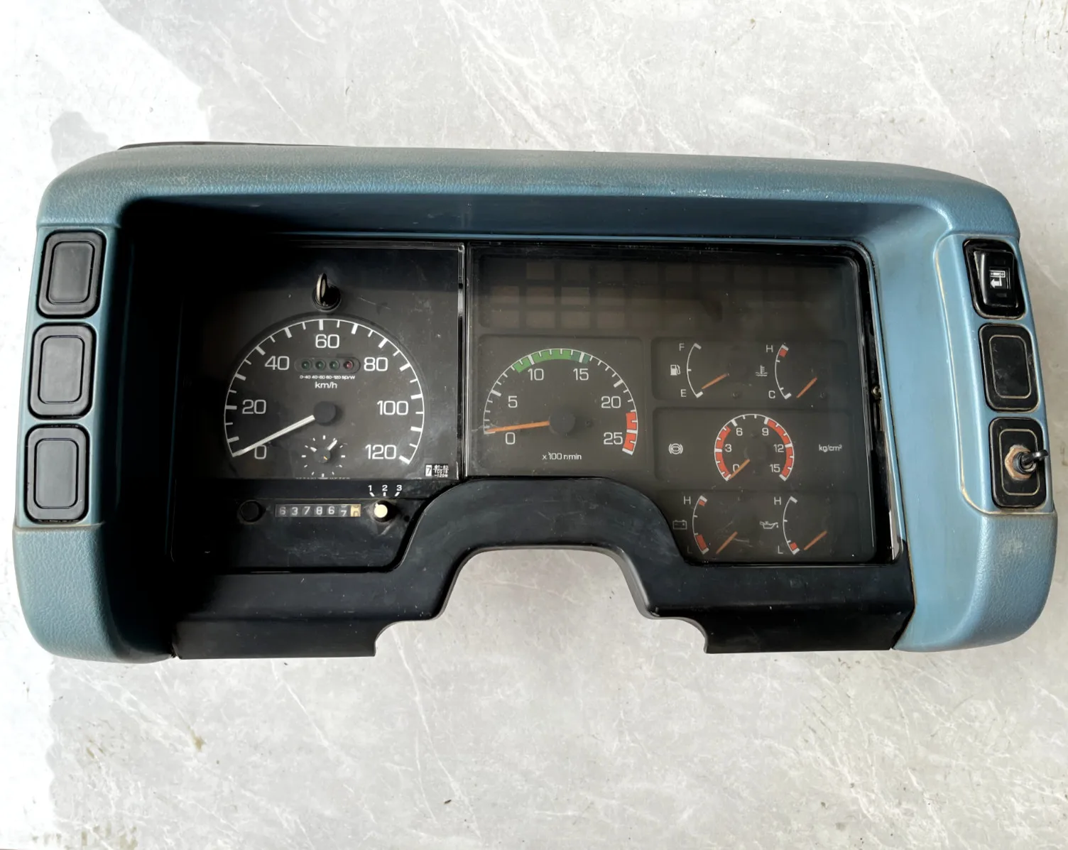 

FOR USED MITSUBISHI FUSO INSTRUMENT PANEL MC898701 631110 MC897130 65203510