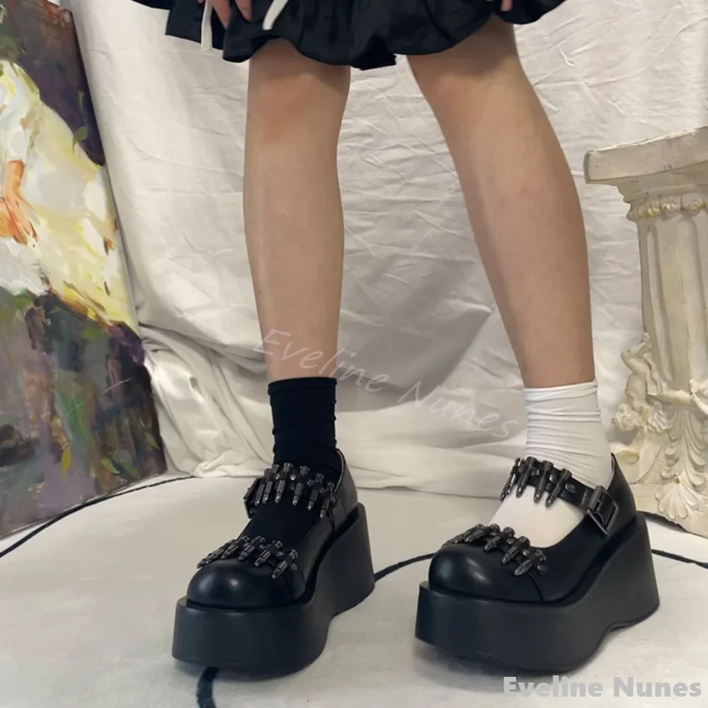 Bullet Studded Punk Loafers Women Big Toe Platform Shallow Hollow Belt Buckle Black Leather Lolita Shoes 2025 New Cool Girl Shoe