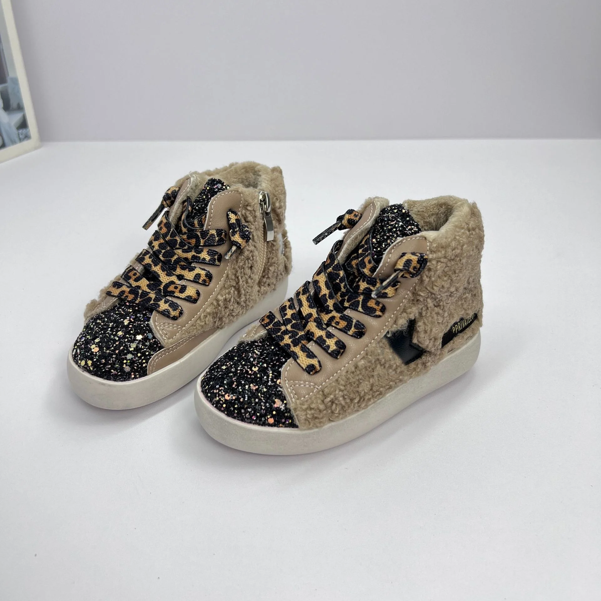 New Sequin Children Winter Board Sneakers Kids Girl Fashion Warm Fur Shoes Boy Casual Outsaid Sport Star Leopard Shoes XZ004