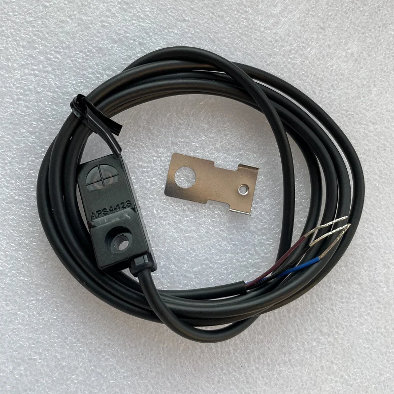 Для датчика приближения KOYO APS4-12S-E APS412SE